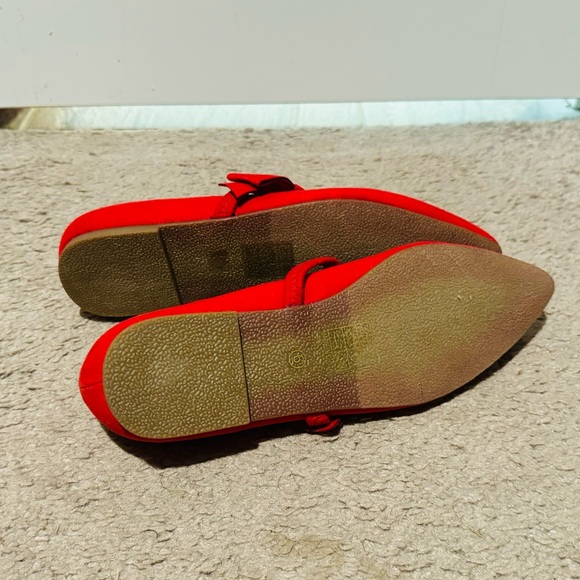 Pretty Journee Collection size 7 red bow strap slip on shoes women new - Picture 6 of 6